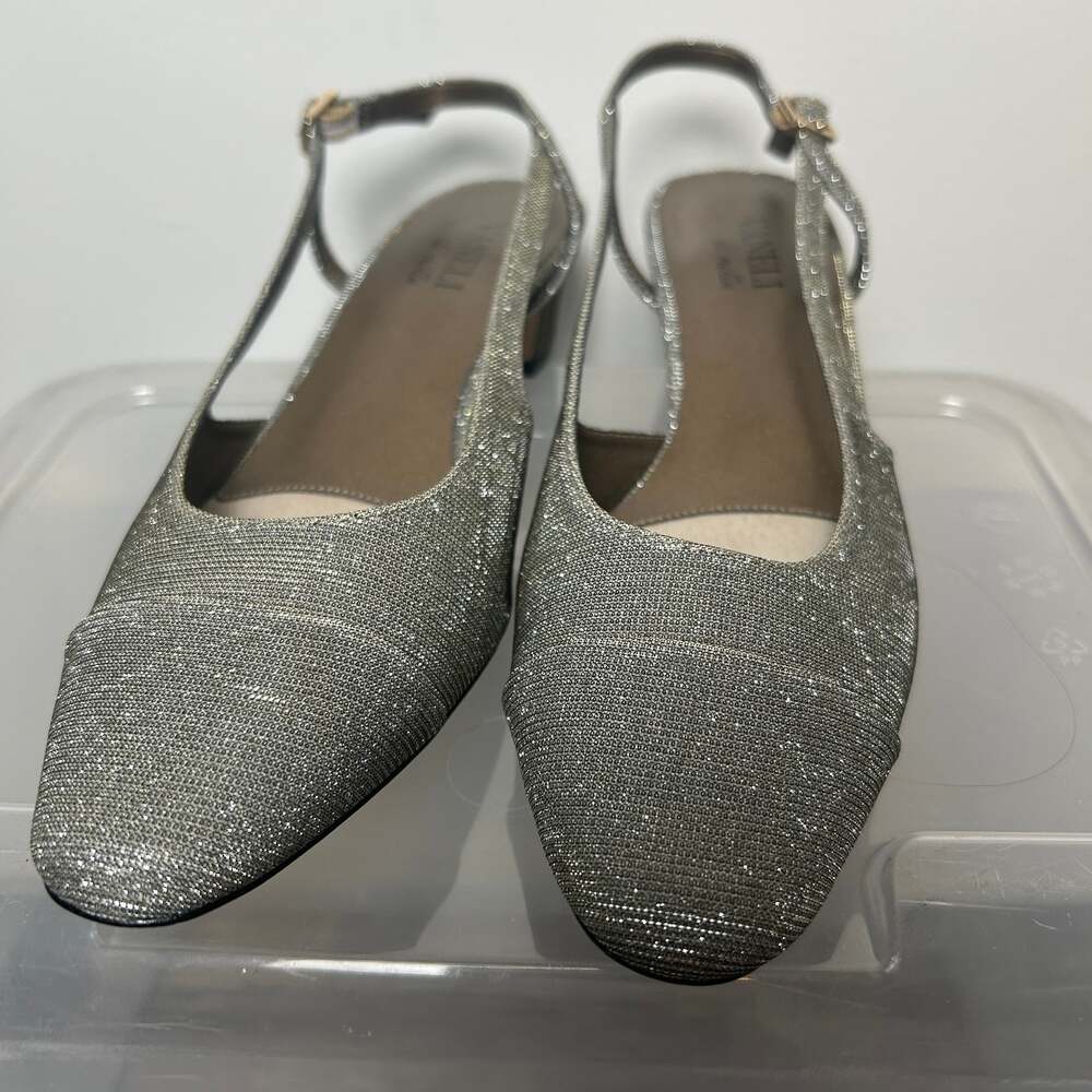 VANELi Aliz Slingback Pump in Platinum Nizza Metallic - Picture 2 of 4